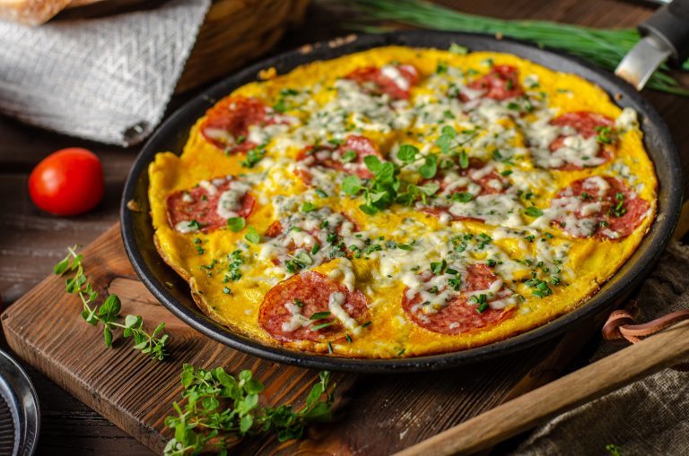 Omelette med Kotivara salami