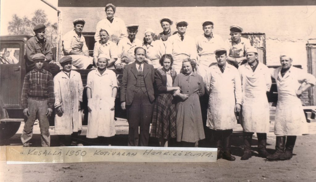Foto från sommaren 1950 på Kotivaras personal